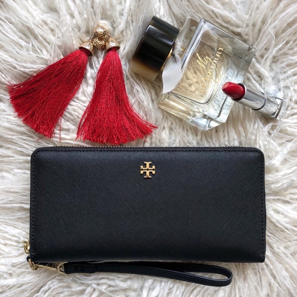 Tory Burch York Zip Passport Continental Wallet - Picture 1 of 8